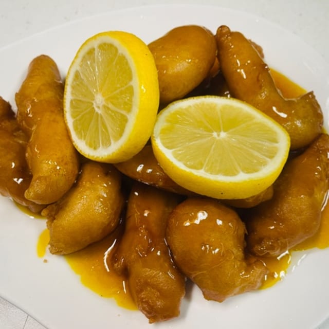 柠檬鸡 Crispy Lemon Chicken.