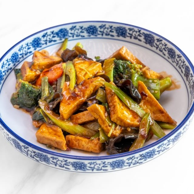 家常豆腐 Sauteed Spicy Fried Bean Curd with Vegetables.