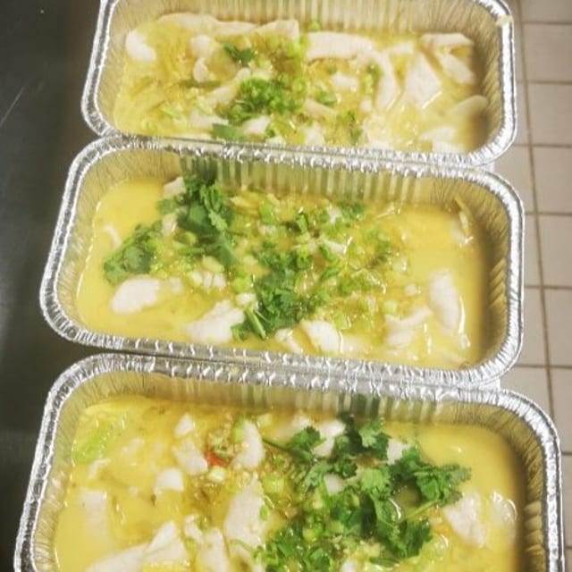 酸菜鱼片 Boiled Fish Fillet with Pickled Cabbage.