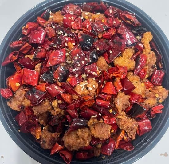 重庆辣子鸡 ChongQing Crispy Diced Chicken with Hot Chili Peppercorn.